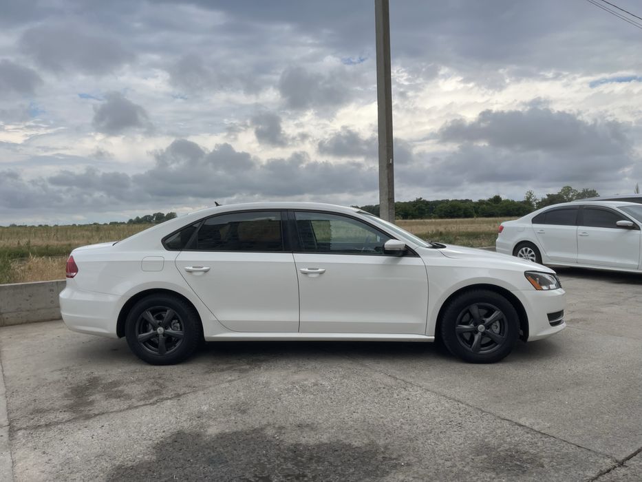 Продам Volkswagen Passat 2013