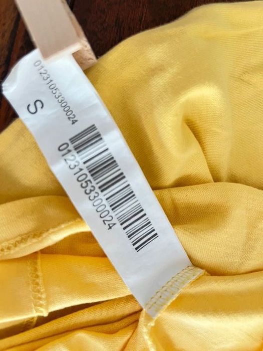 T-shirt Bershka Algodão Amarela S Vintage