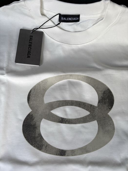 T shirt branca Balenciaga Paris