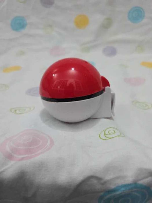 brinquedo pokébola / pokeball