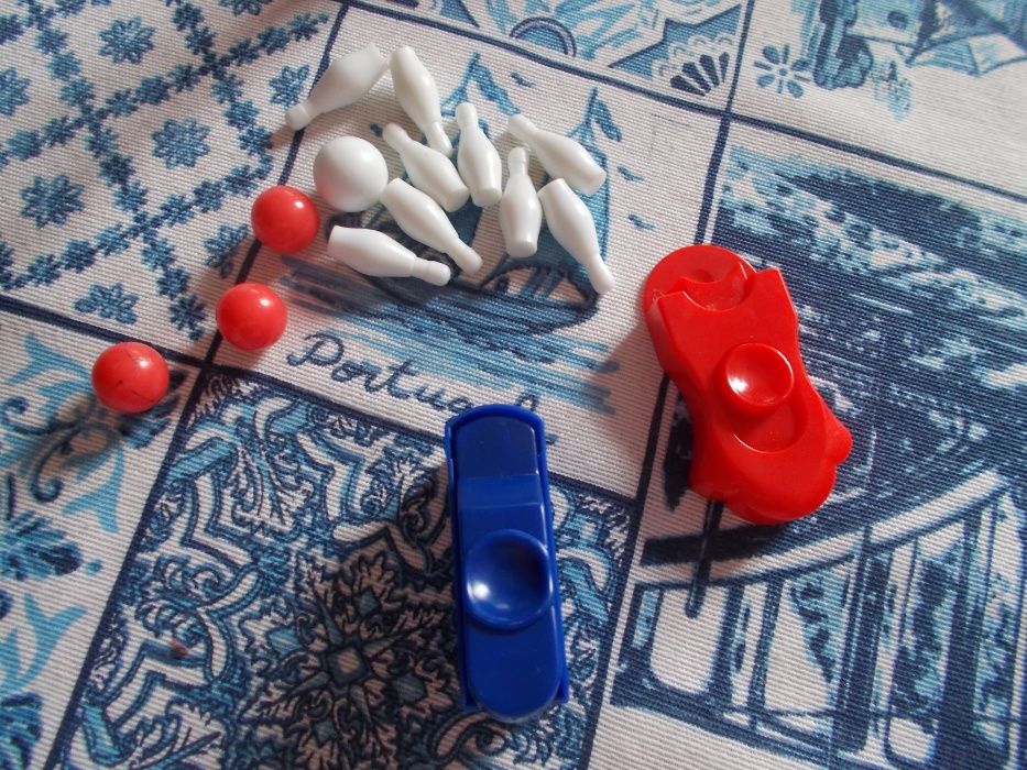 Jogo de Bilhar Bowling e basquetebol