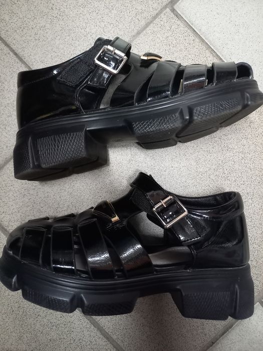 Босоніжки для дівчинки 34р