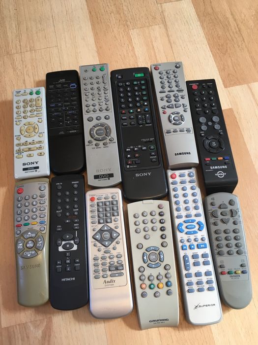 Piloty tv, dvd i inne (czytaj opis)