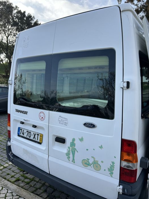 Carrinha 9 lugares transformável em dormitório