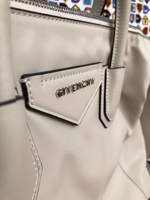 Сумка Givenchy Antigona шкіряна
