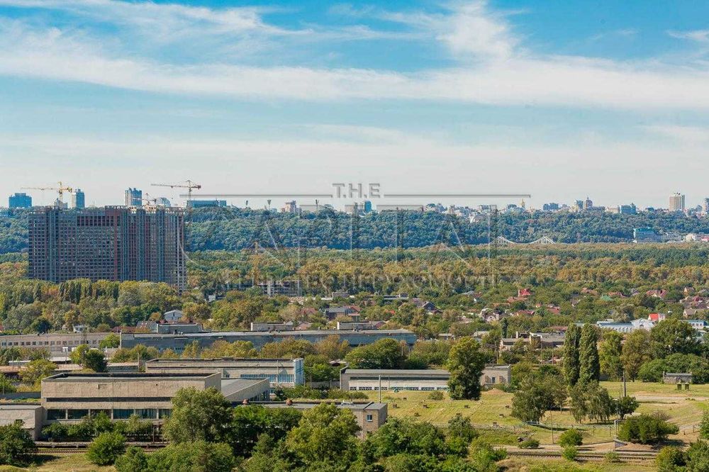 Продаж 3-кімнатної квартири в ЖК Паркові Озера/ 96м2/вул.Воскресенська