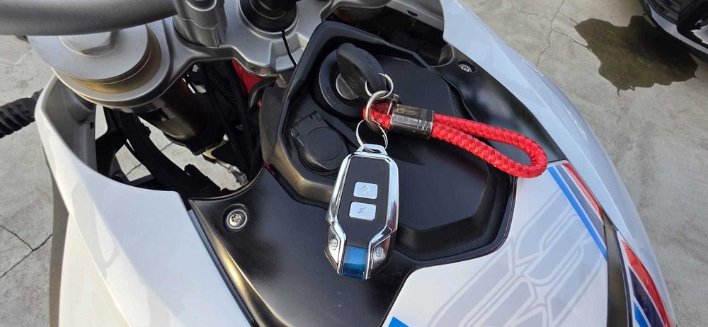 Moto BMW F800 GS, ANO 2016