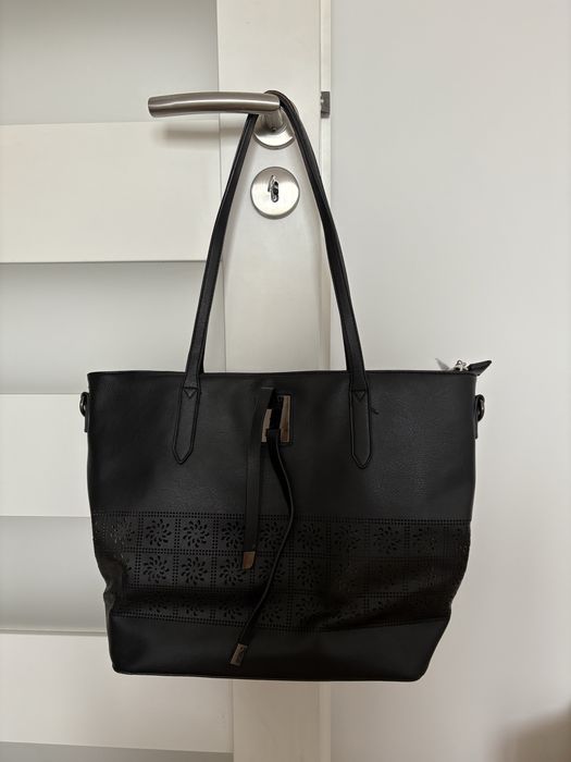 Czarna torba na ramie CCC