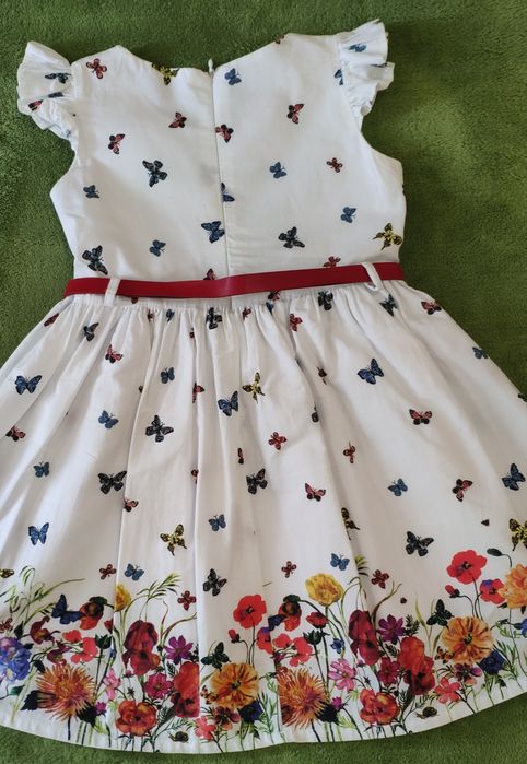 Продам платье на девочку