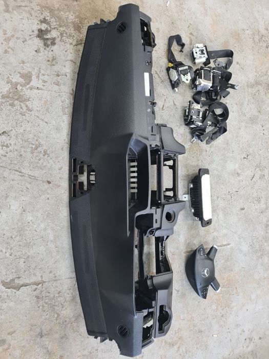 Deska Konsola Airbag Pasy Mercedes W212 W213