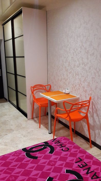 Сдам квартиру посуточно и почасово.