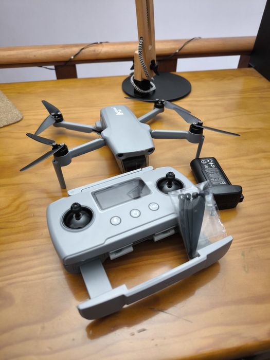 Hubsan Zino Mini Pro 4K – Como Novo