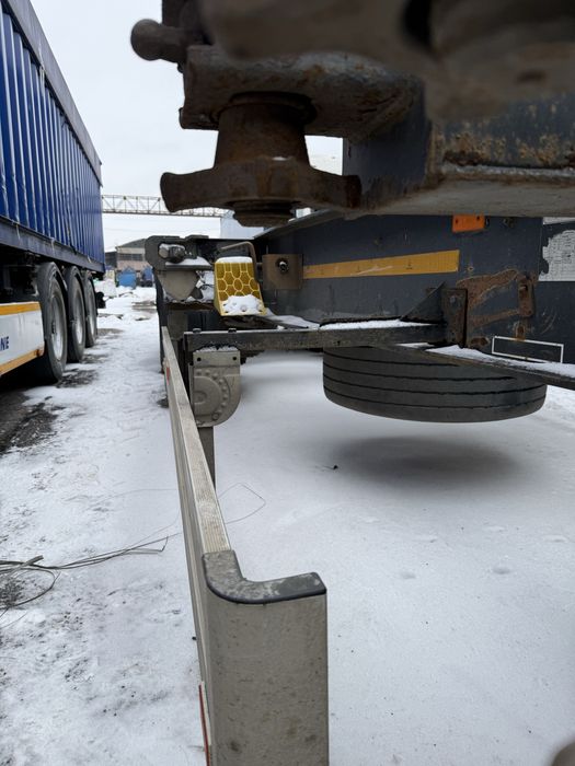 Напівпричеп Schmitz SCF 24G