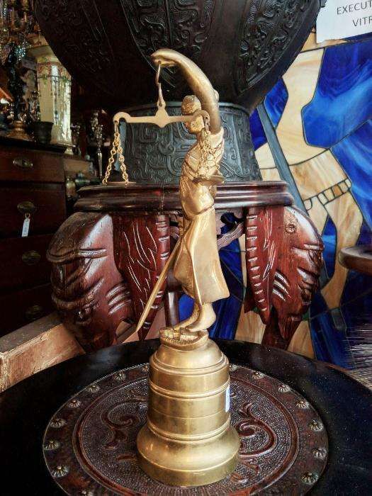 Figura Bronze Justiça