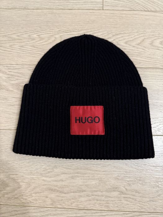 Шапка і рукавички HUGO