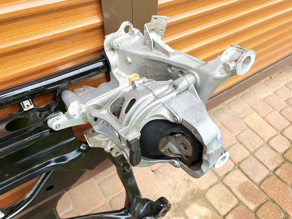 Audi 80B Q5 WÓZEK Sanki Kompletne