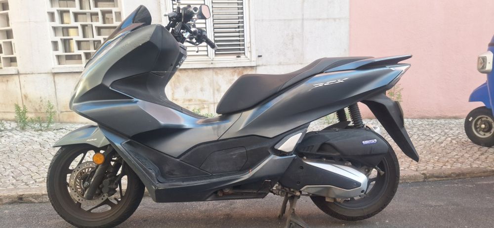 Vendo mota PCX 125-2021