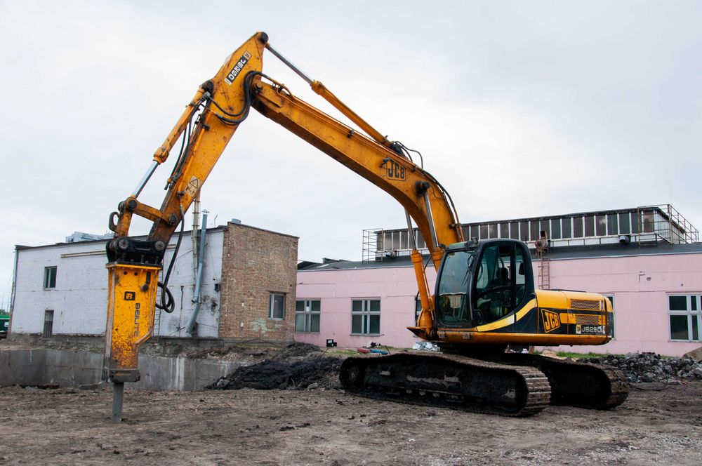 Міні екскаватор, гідромолот, міні-екскаватор, навантажувач, бульдозер