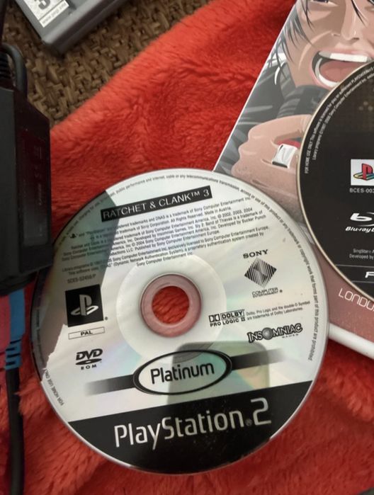 Playstation 2 com comandos e microfones