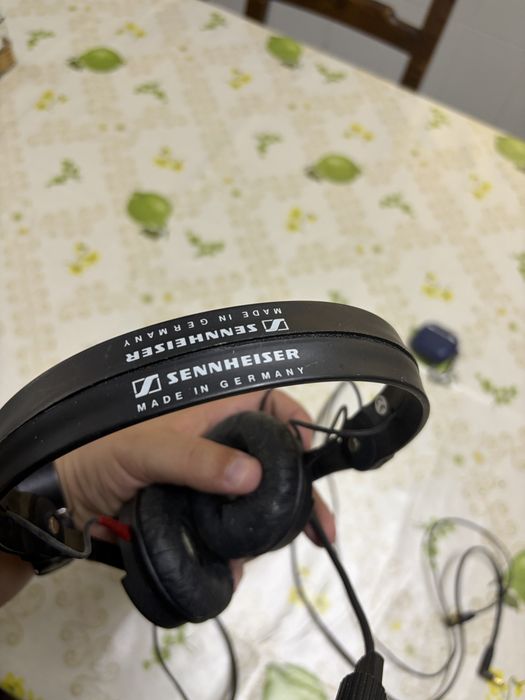 Headphones sennheiser com micro