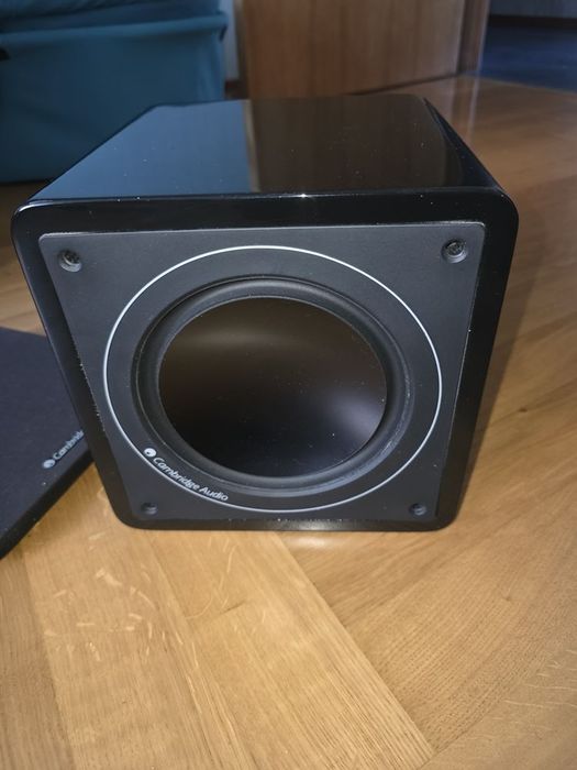 Активний сабвуфер Cambridge audio minx x 200