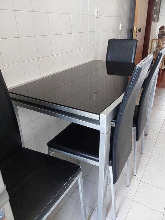 Mesa de cozinha extensível