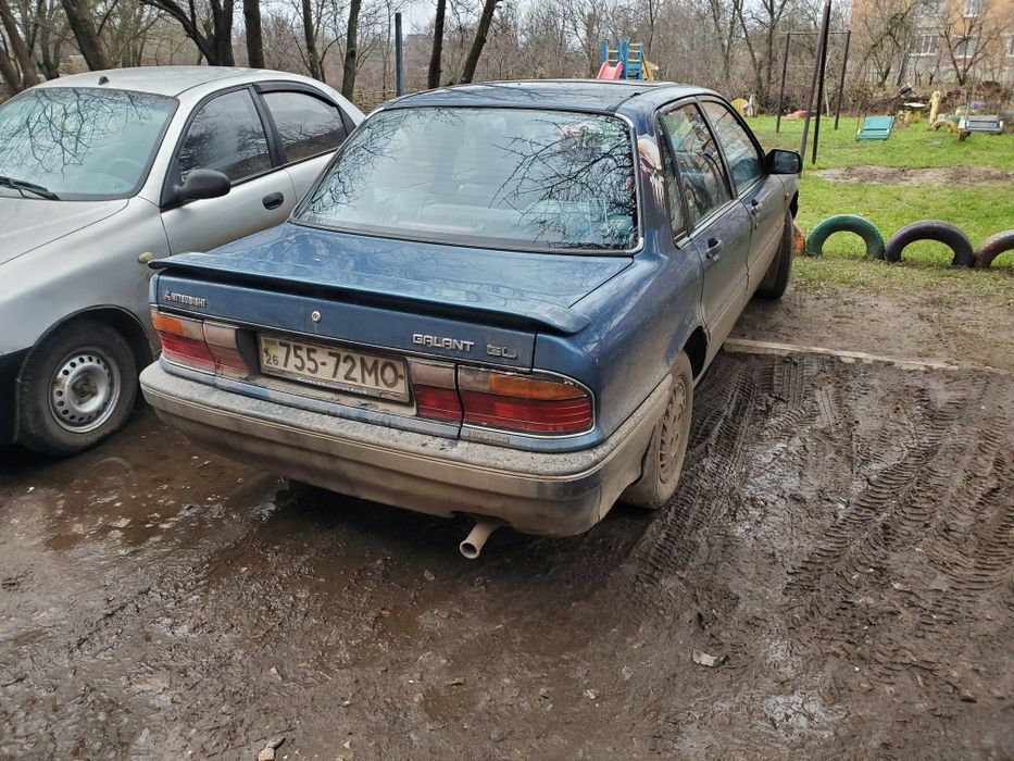 Mitsubishi Galant 1.8 в Шикарному стані