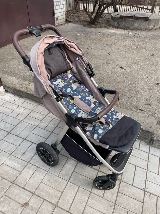 Дитяча коляска Carrello Bravo