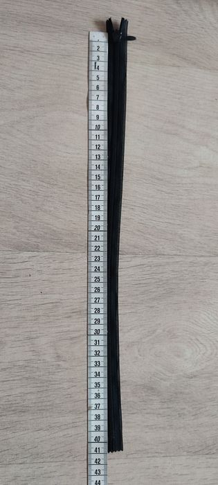 25 sztuk czarnych zamków krytych