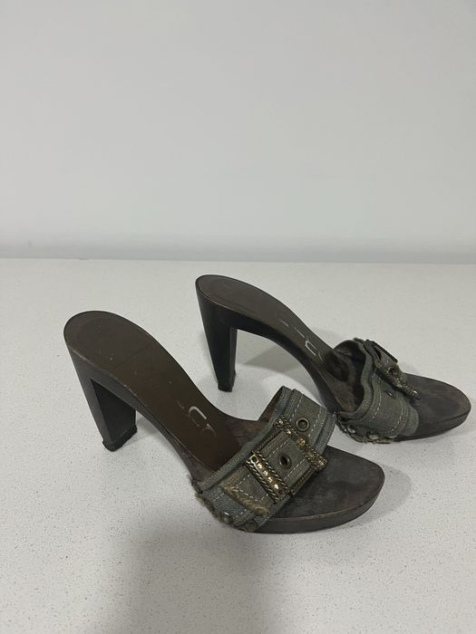 Sandalias ganga com fivela, n.37