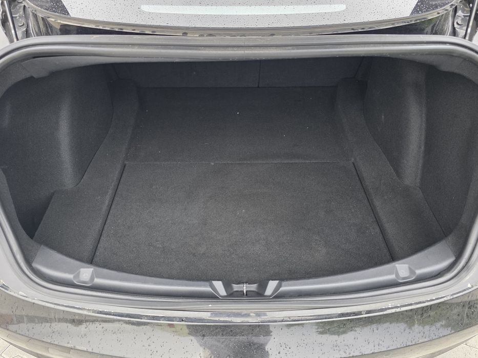 Tesla M3 2019 MidRange (задній )  модель 3 model тесла