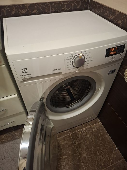 Пральна машина ELECTROLUX  7кг.