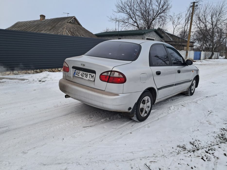 Продам ланоса  в гарному стані
