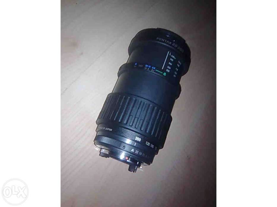 Teleobjectiva SMC Pentax-FA 28 - 200mm F3. 8-5,6