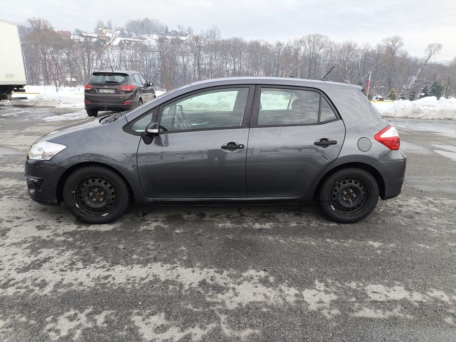 Toyota Auris, 2011 rok, benzyna 1.33, OC i PT 2027