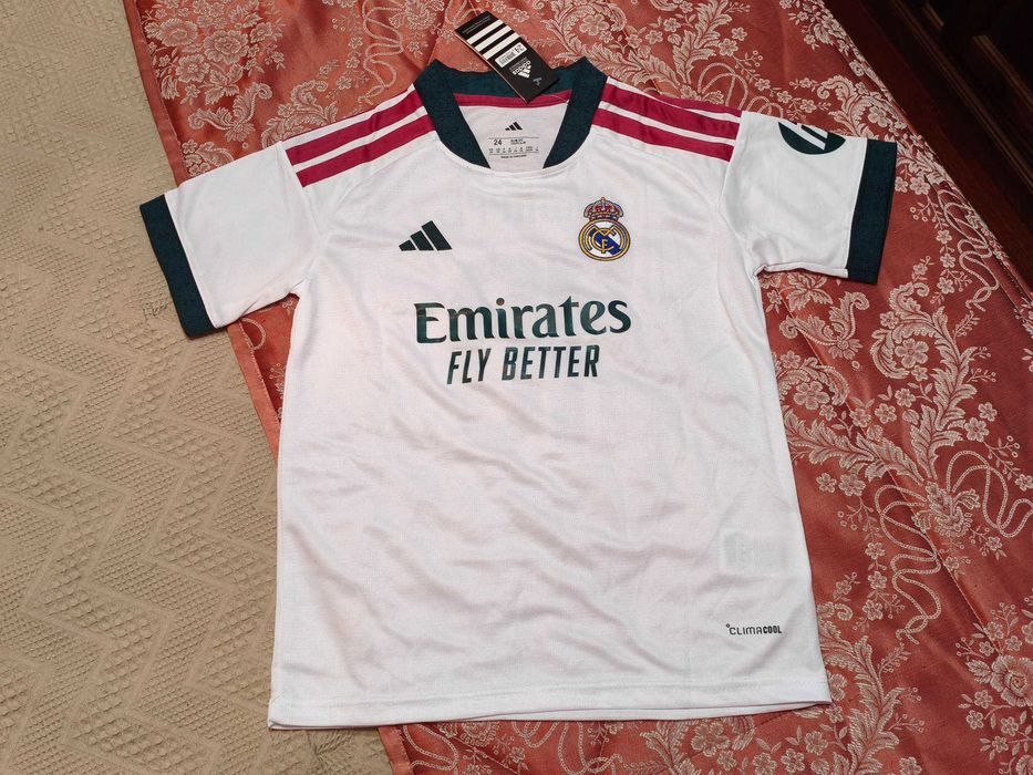 Camisola Criança Mbappe Equipamento Real Madrid | NOVO