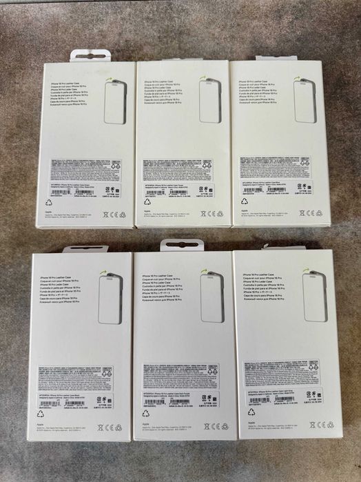 Чохол Leather Case MagSafe + Animation iPhone 16 16 Pro Max чехол