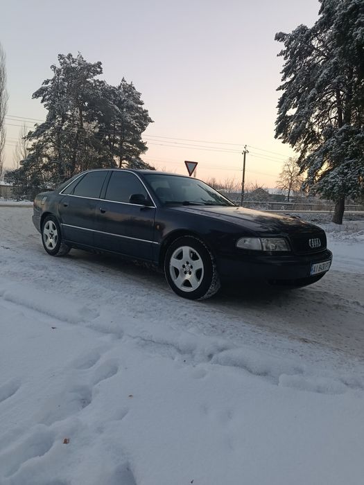 Ауді А8 D2 в нормальному стані