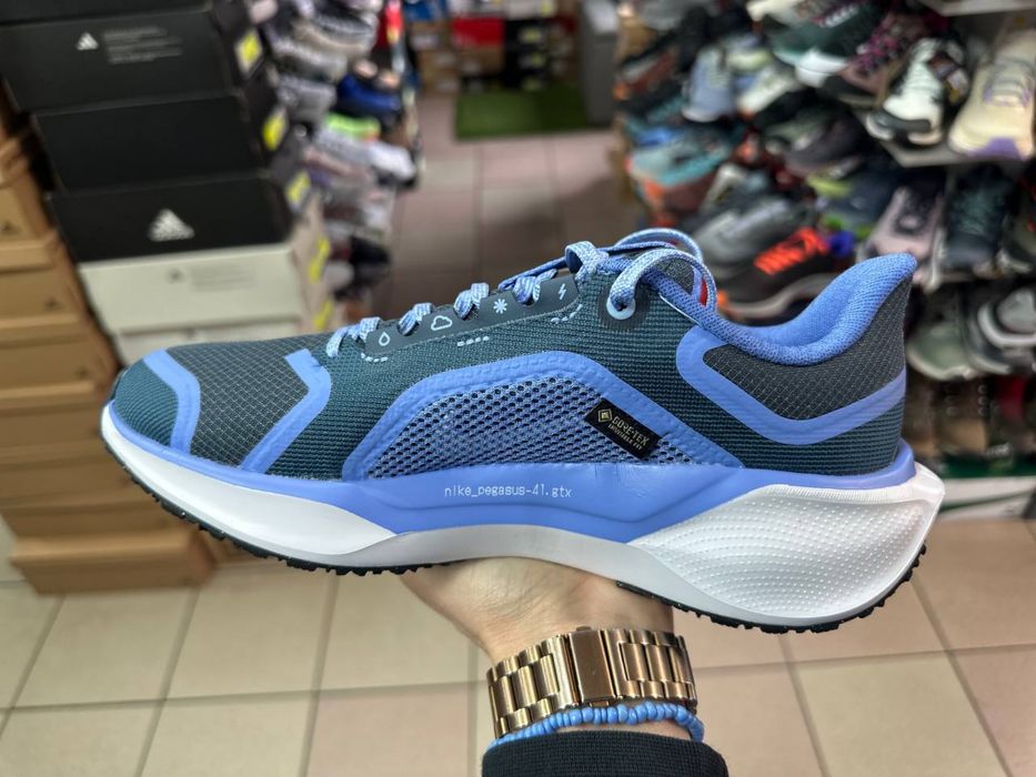 Кросівки Nike Pegasus 41 Gore - Tex ( РОЗМІР 36, 42.5 )