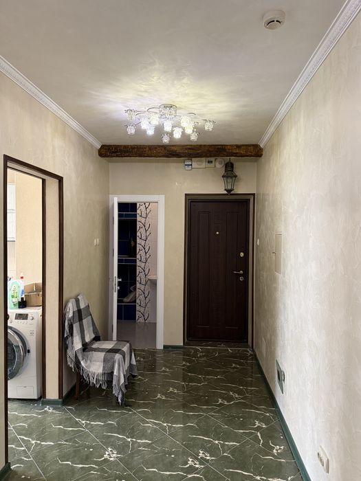 Продаж 2к квартири вул.Срібнокільська 1, ЖК Корона, 4 низький поверх. Позняки, Осокорки, Дарницький район