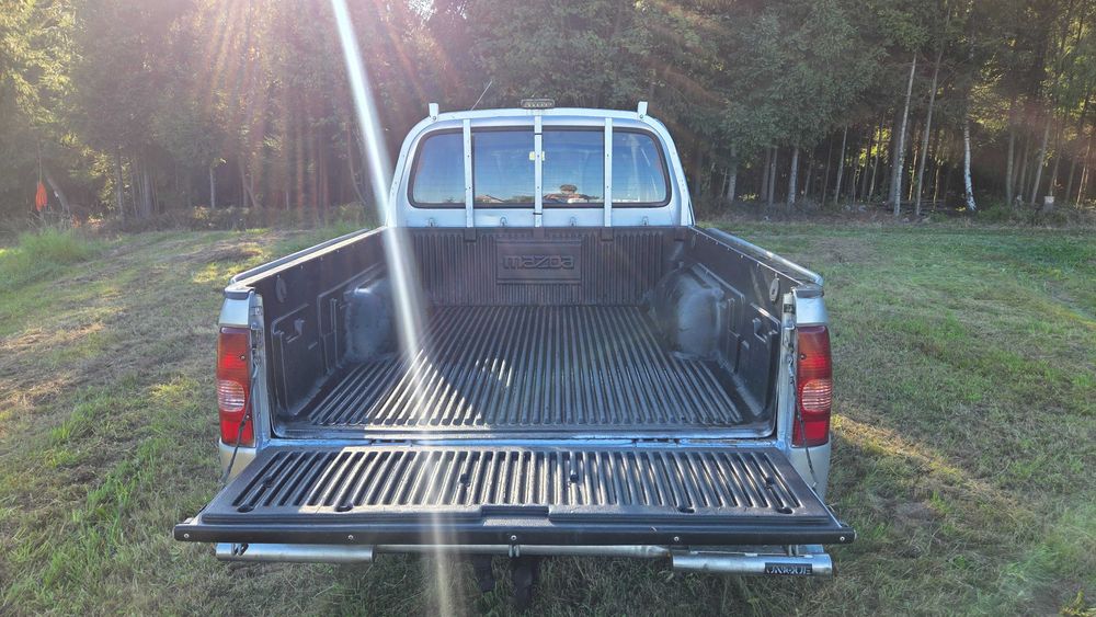 Mazda b2500 4x4 PickUp