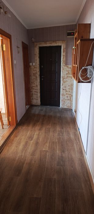 Продається трьох кімнатна квартира в центрі міста