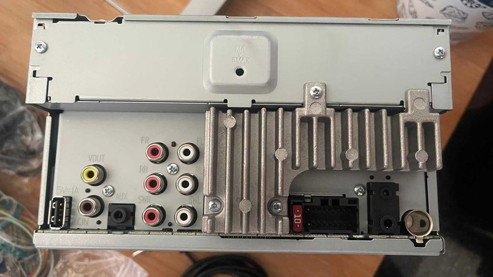 Autorádio Multimedia Pionner MVH-A210BT