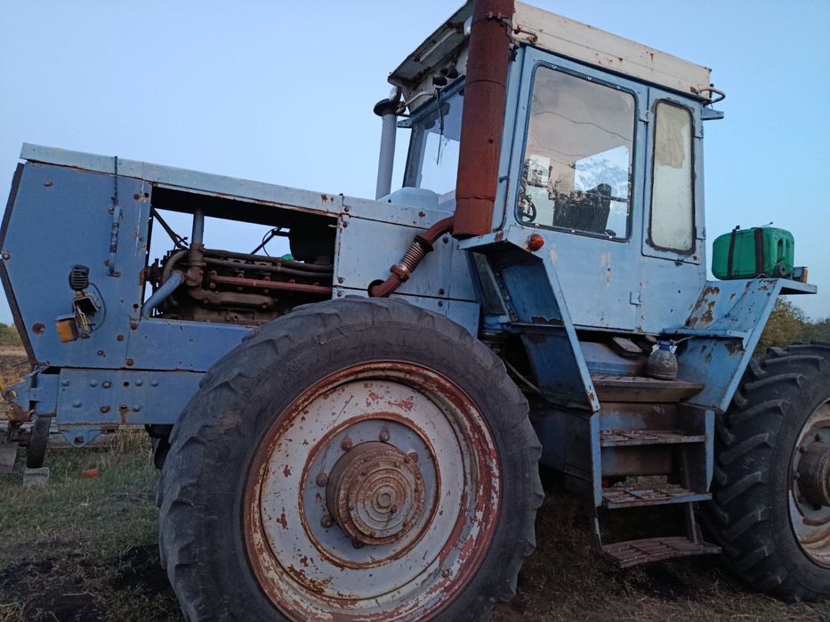 Продам трактор ХТЗ-121