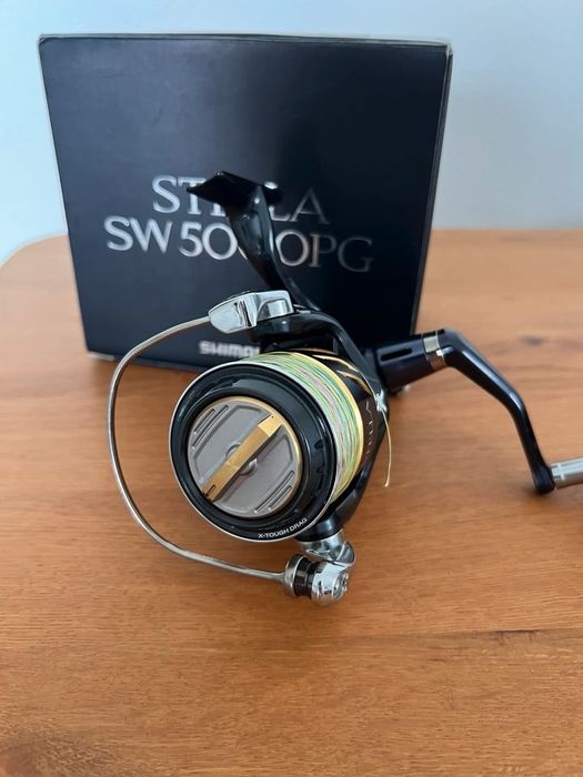 Shimano Stella SW 5000 PG Angelrolle com Gomexus Knauf