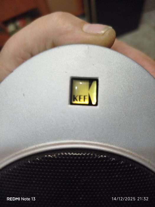 Vendo colunas da kef