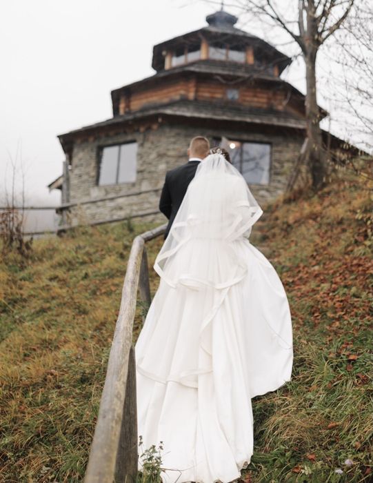 Весільна сукня,,