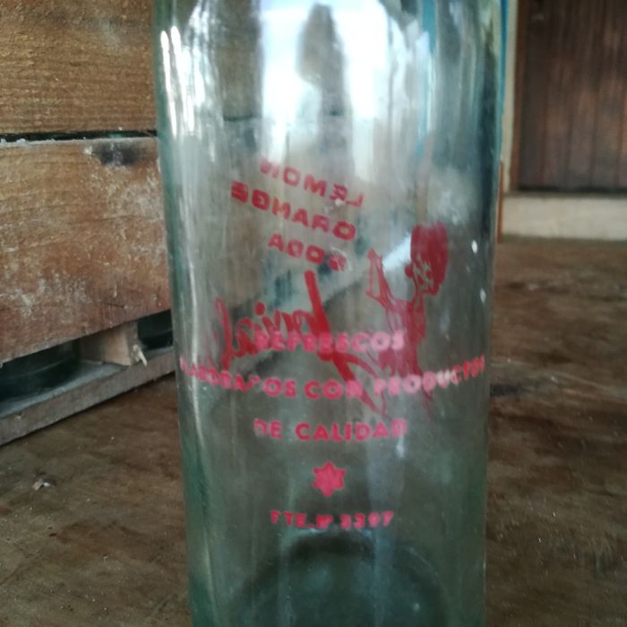 Garrafa pirogravadas