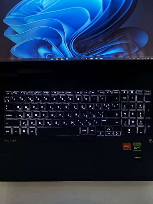 Ігровий ноутбук HP Victus 16 | Ryzen 5 7640HS | RTX 3050 (6GB) | 16GB DDR5