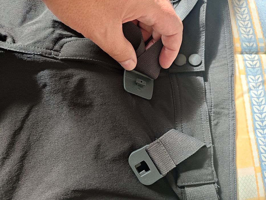 Calças/calção BERG (novas) de Senhora